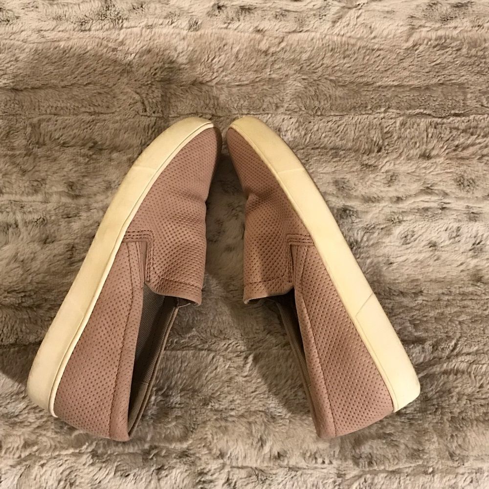 : : Naturalizer Fashion Comfort Leather Mesh Pattern Sneakers : - Picture 7 of 10